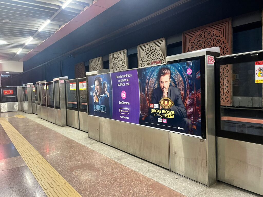 Metro Station Ads in DELHI